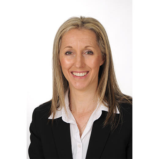 HOF Headshot - Airlie Keen