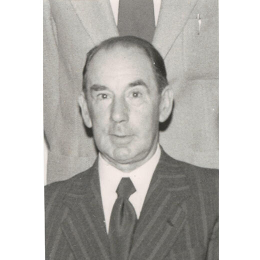 HOF Headshot - Frank Draper