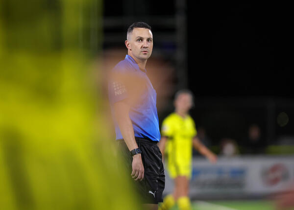 Referee
