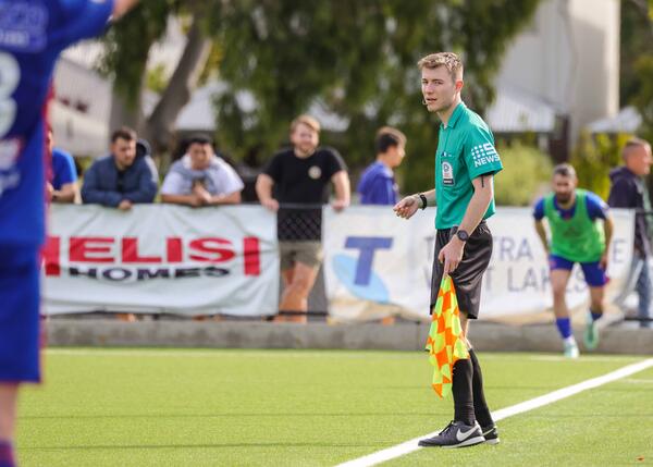 Referee