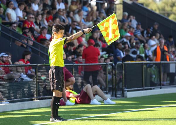 Referee