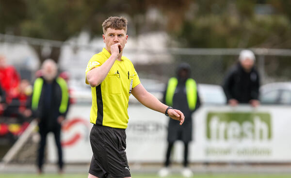 Referee