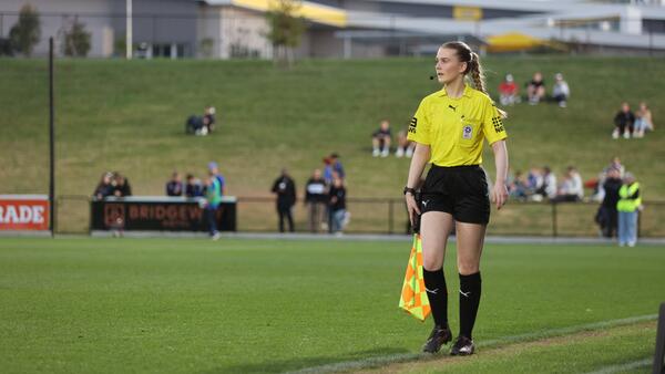Referee